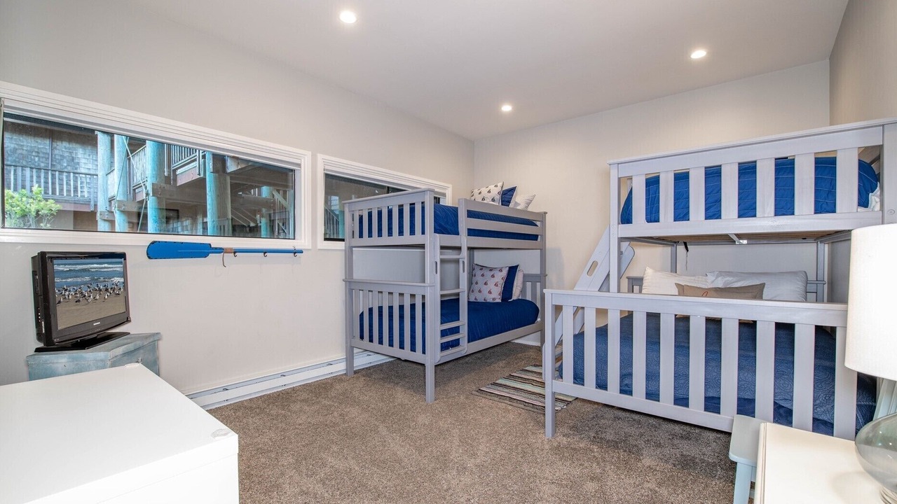 Photo of Bedroom in Pajaro Dunes