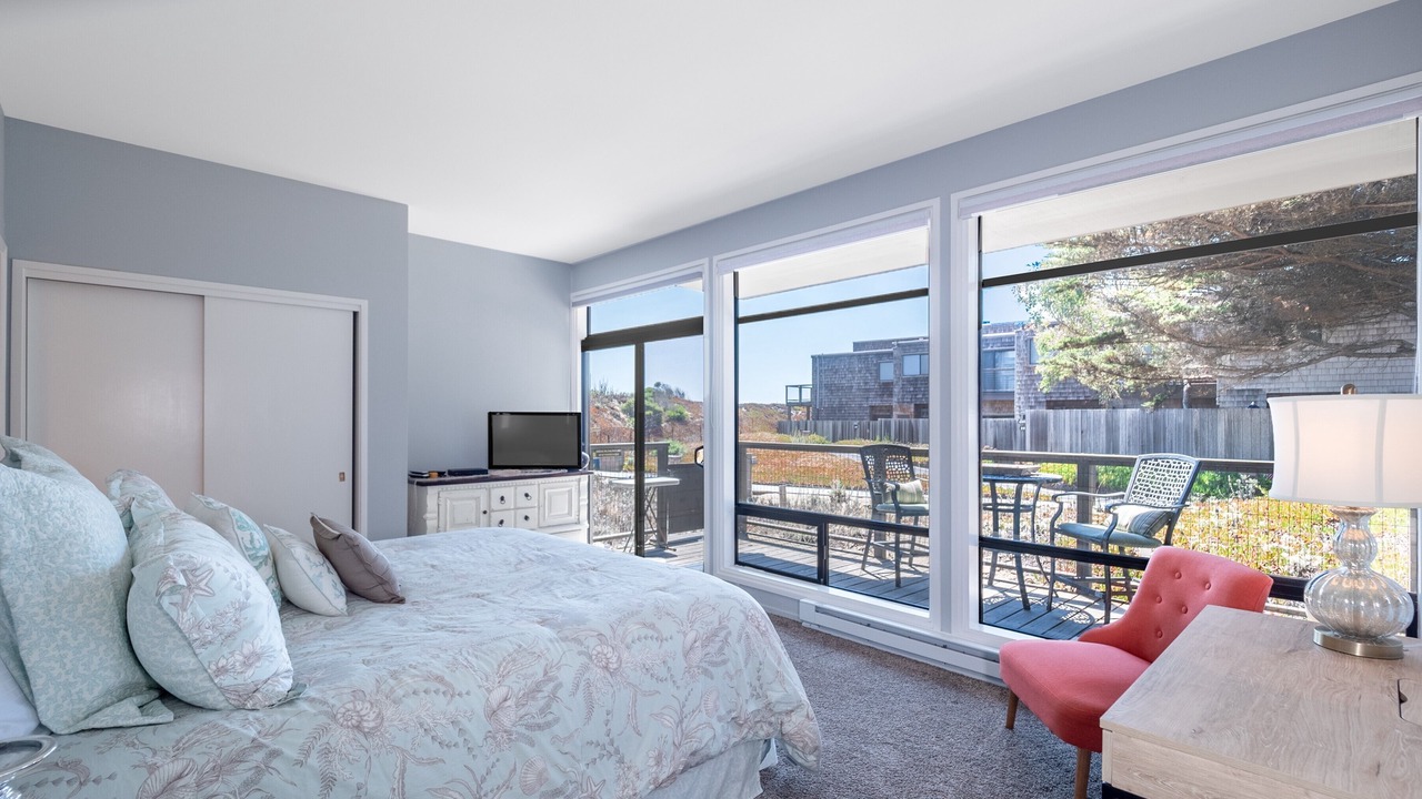 Photo of Bedroom in Pajaro Dunes