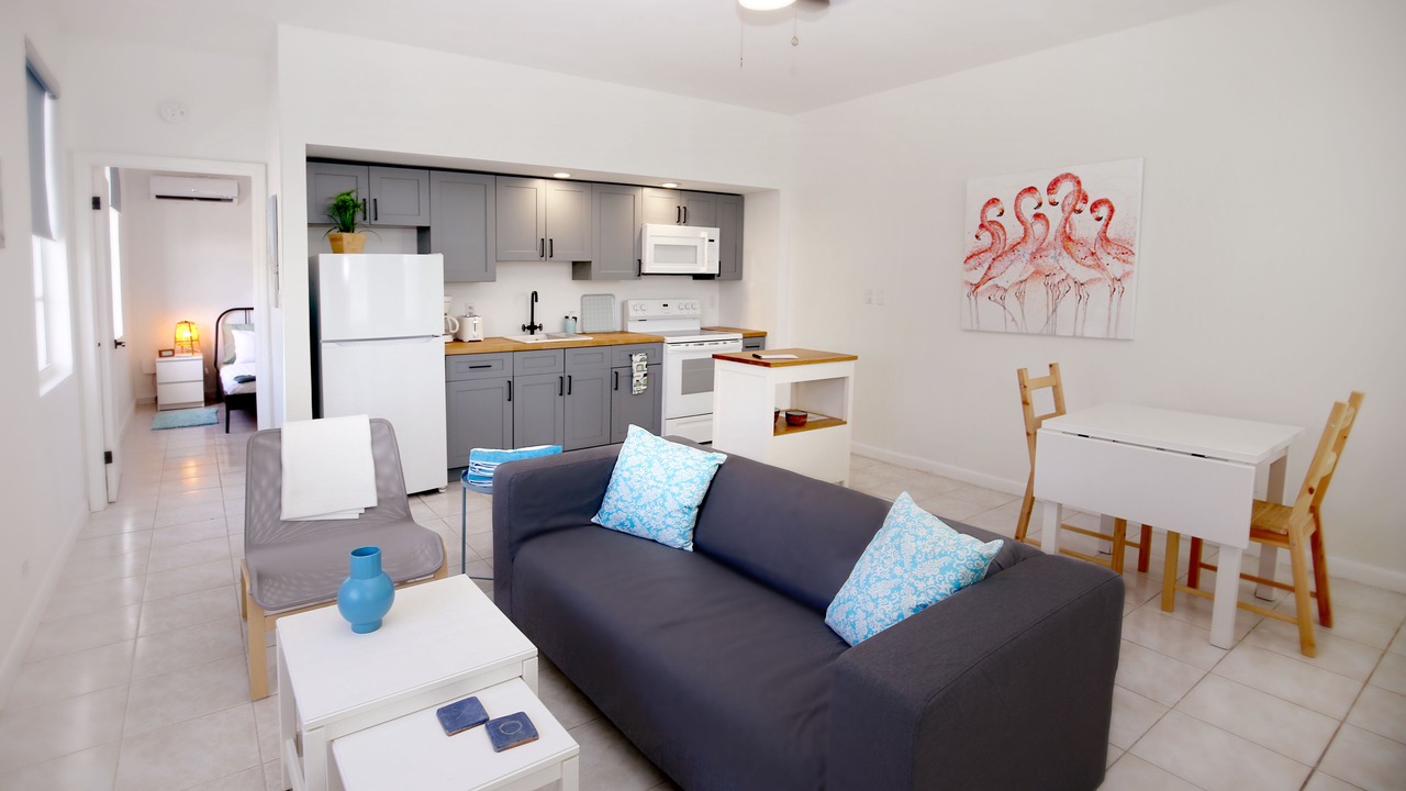 Photo of Livingroom in Cockburn Town