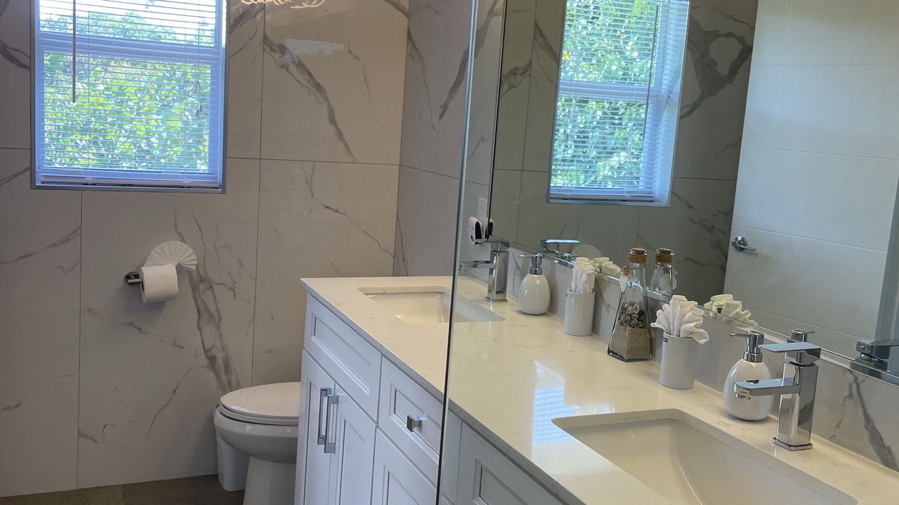 Photo of Bathroom in Grace Bay West