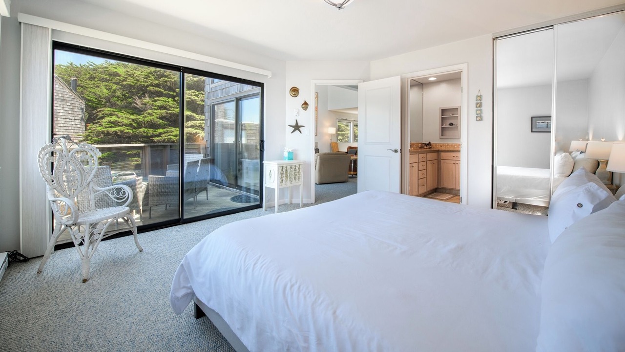 Photo of Bedroom in Pajaro Dunes