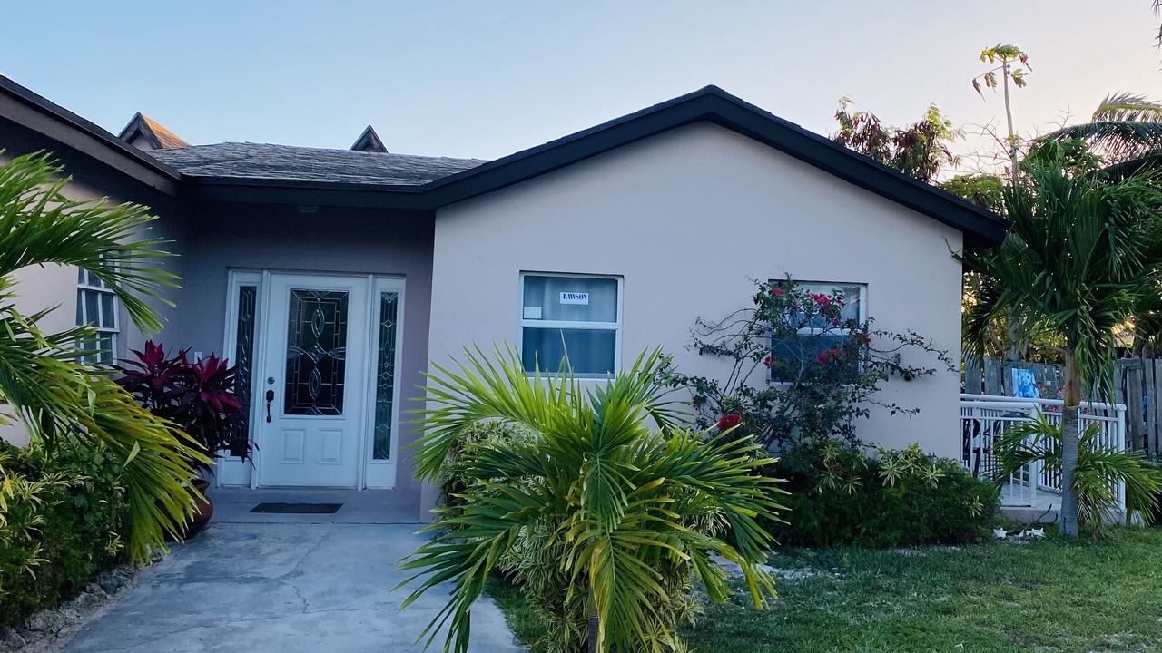 Photo of Outdoor in Leeward Settlement