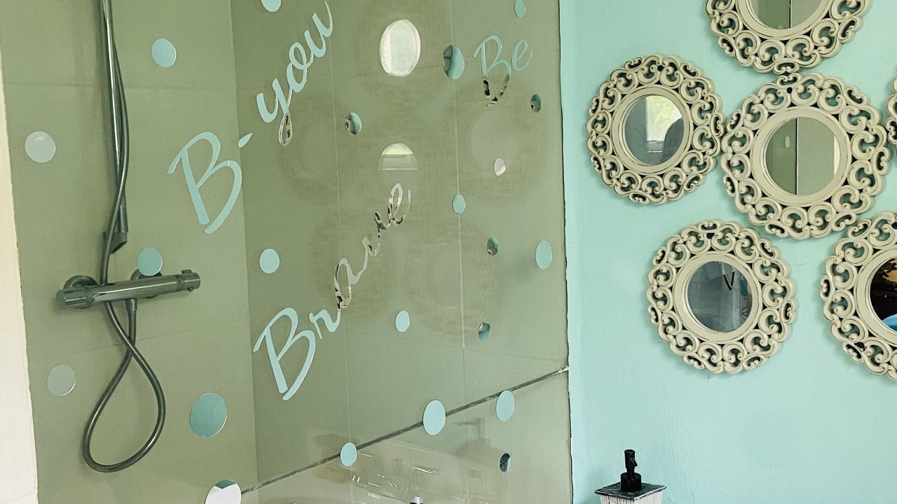 Photo of Bathroom in Leeward Settlement
