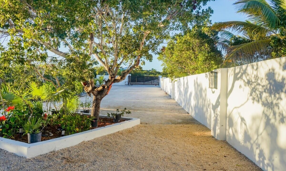 Photo of Outdoor in Venetian Road Settlement