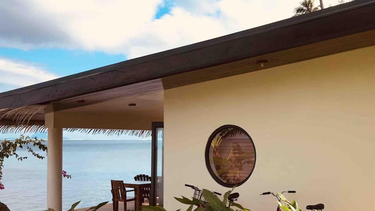 Photo of Outdoor in Teahupoo