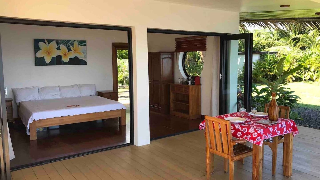 Photo of Bedroom in Teahupoo