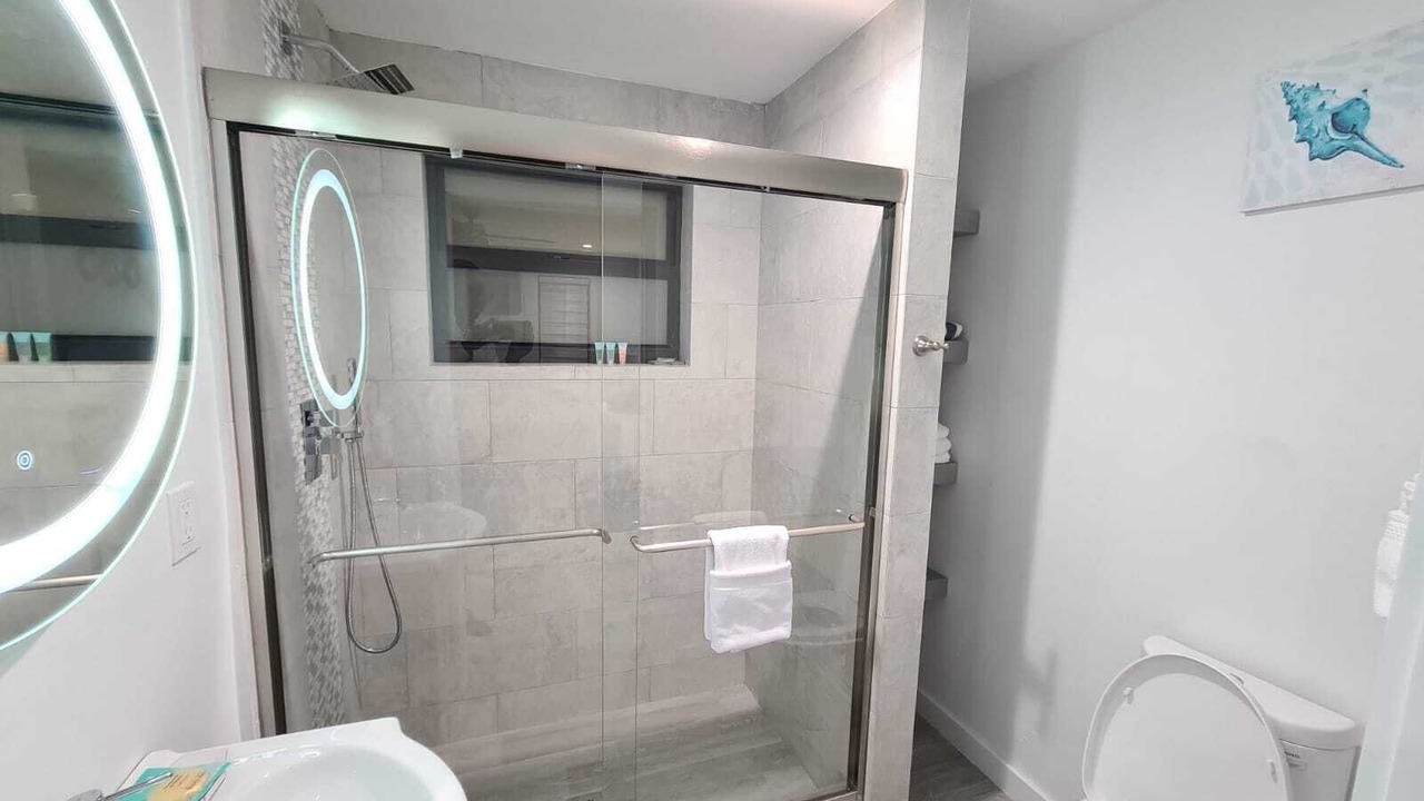 Photo of Bathroom in Discovery Bay