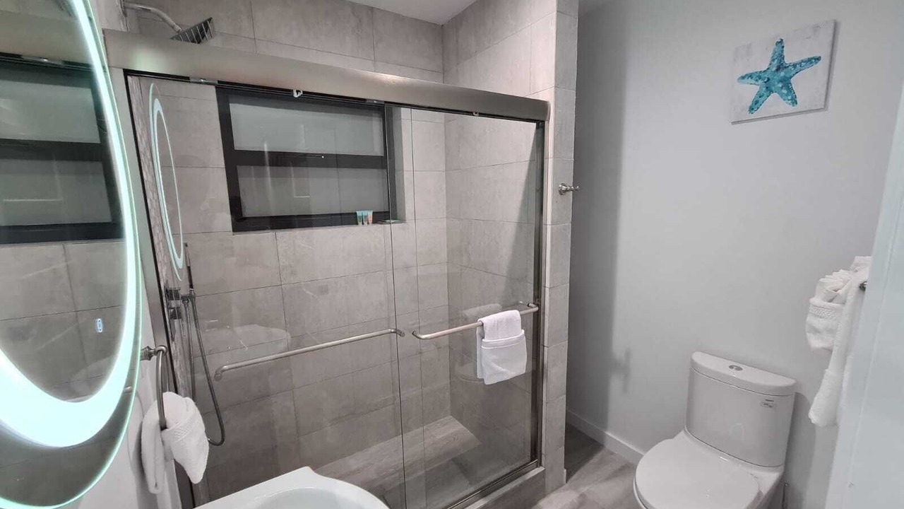Photo of Bathroom in Discovery Bay