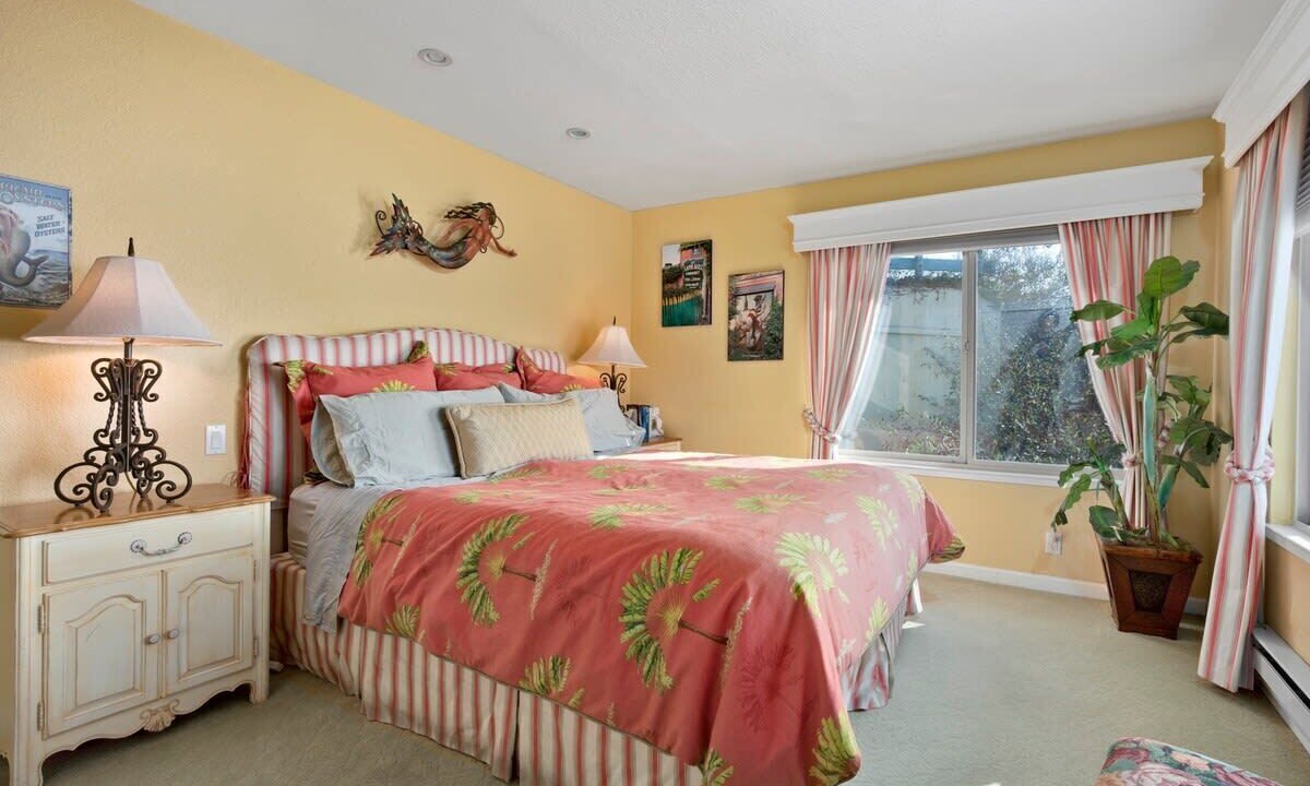 Photo of Bedroom in Rio del Mar