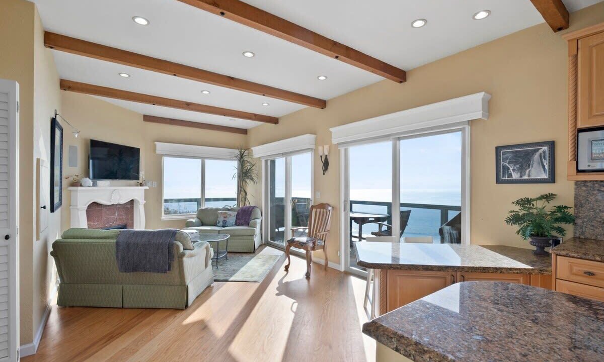 Photo of Livingroom in Rio del Mar
