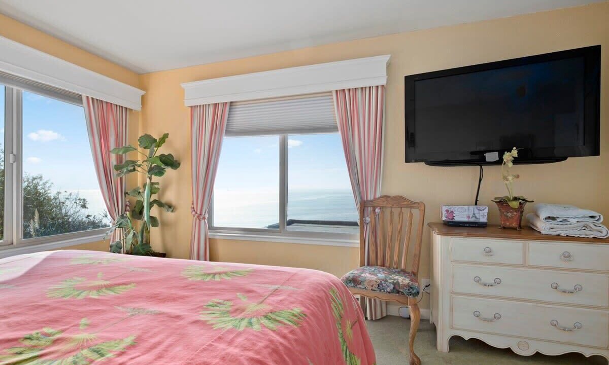 Photo of Bedroom in Rio del Mar