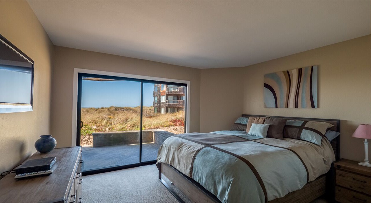 Photo of Bedroom in Pajaro Dunes