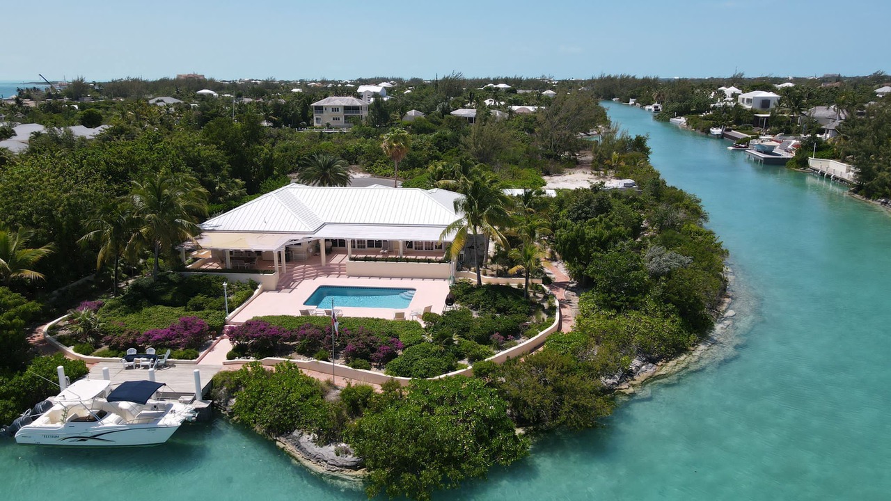 Photo of Outdoor in Leeward Settlement