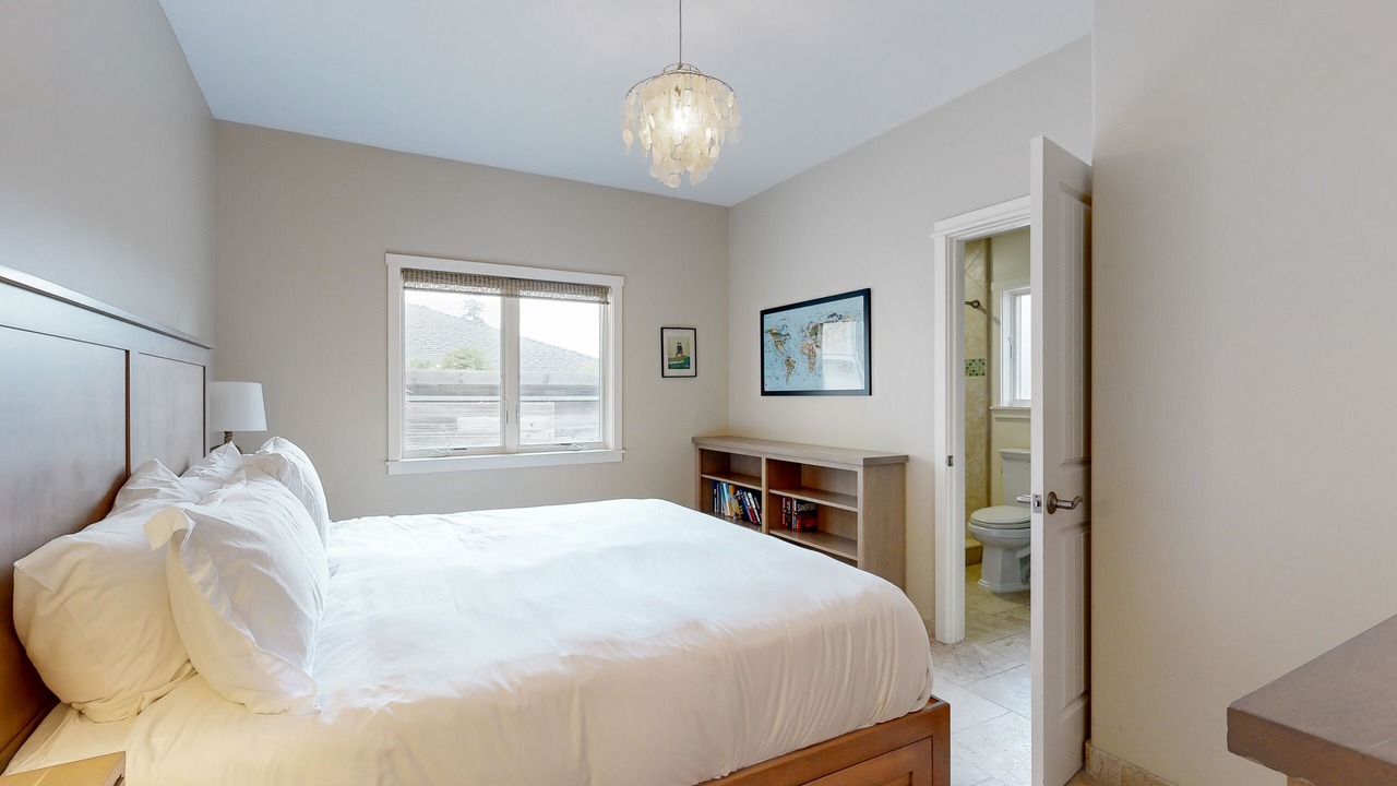 Photo of Bedroom in Opal Cliffs