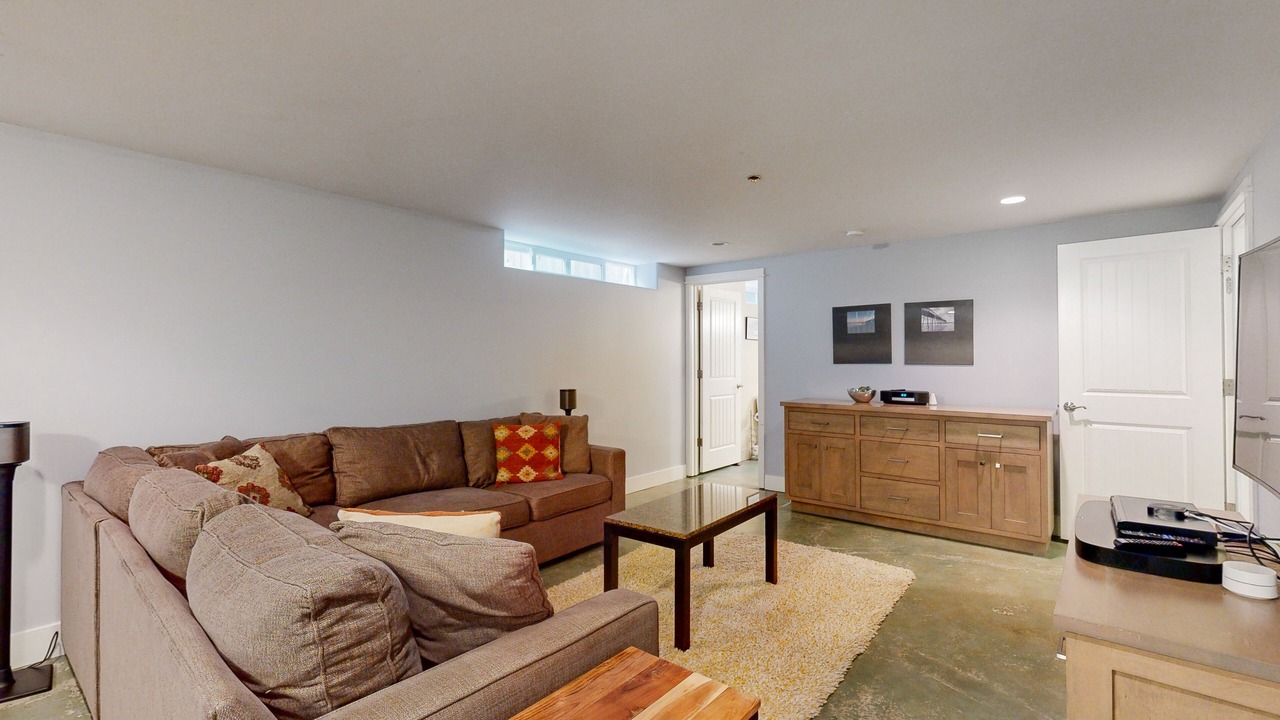 Photo of Livingroom in Opal Cliffs