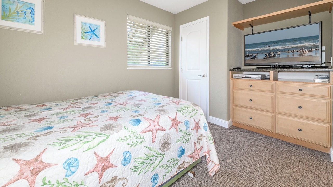 Photo of Bedroom in Pajaro Dunes