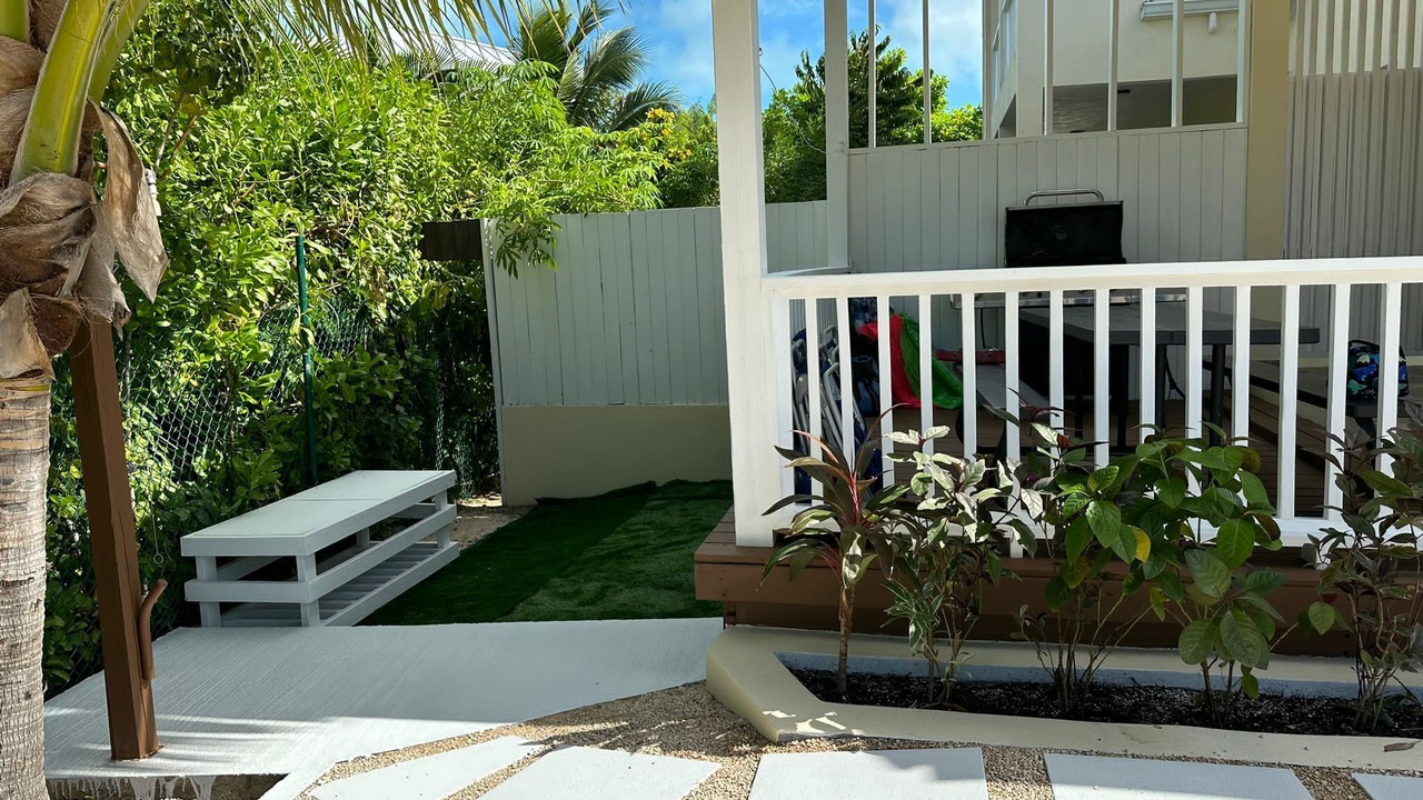 Photo of Outdoor in Grace Bay Hills