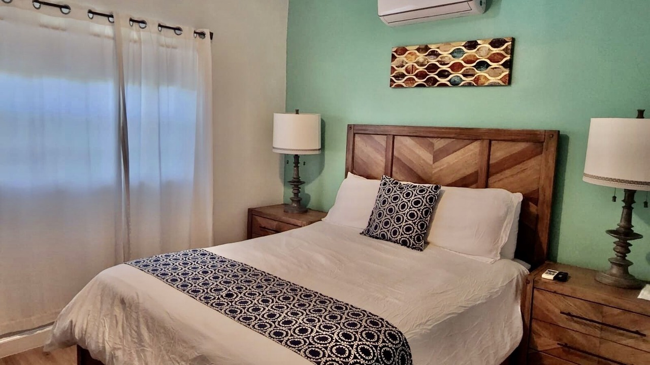 Photo of Bedroom in Grace Bay Hills