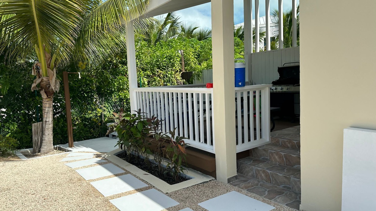 Photo of Patio Balcony in Grace Bay Hills