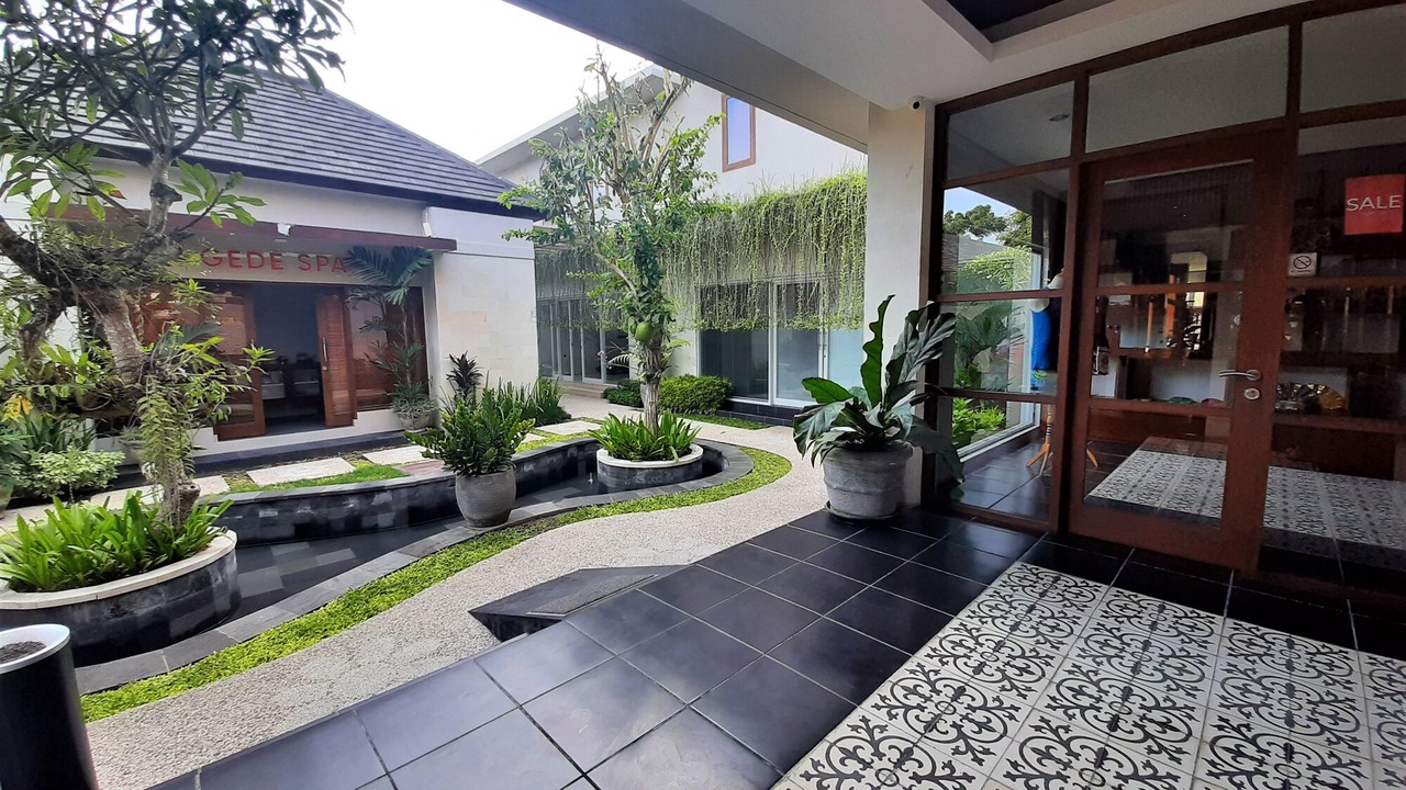 Photo of Outdoor in By Pass Ngurah Rai