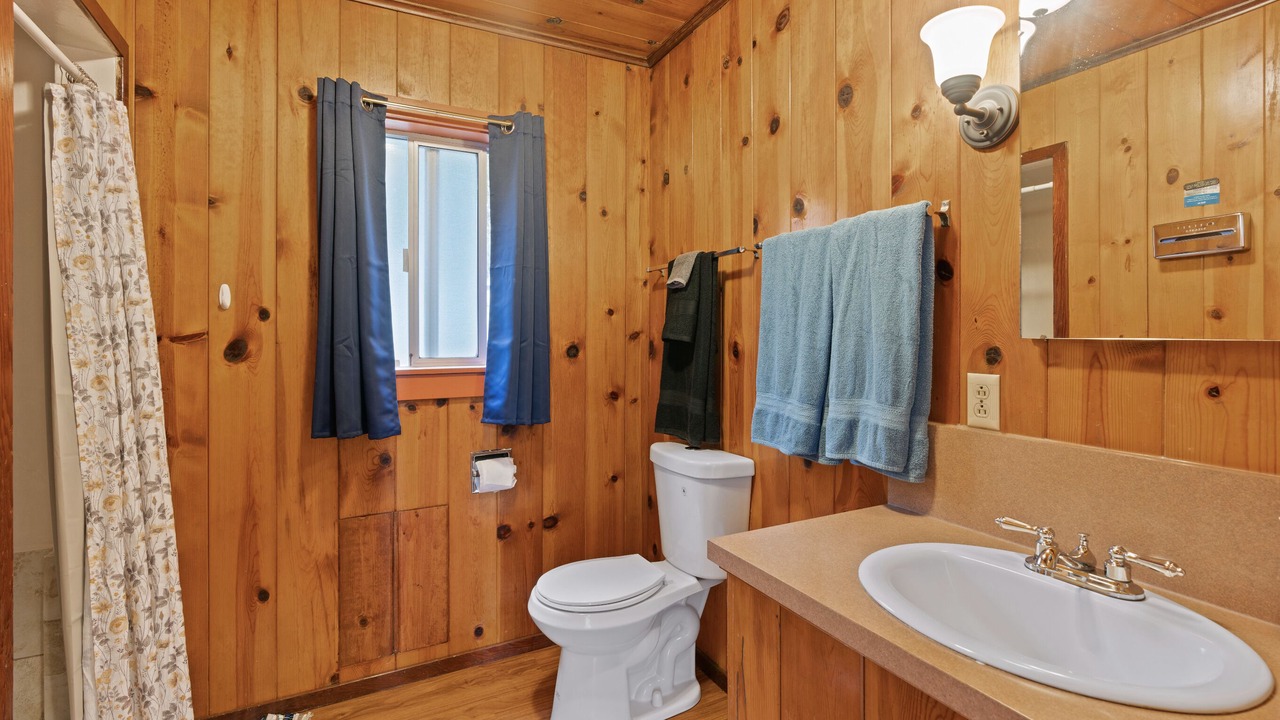 Photo of Bathroom in Boulder Creek