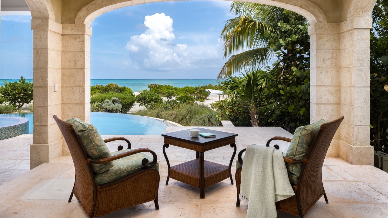 Photo of Patio Balcony in Sandy Point
