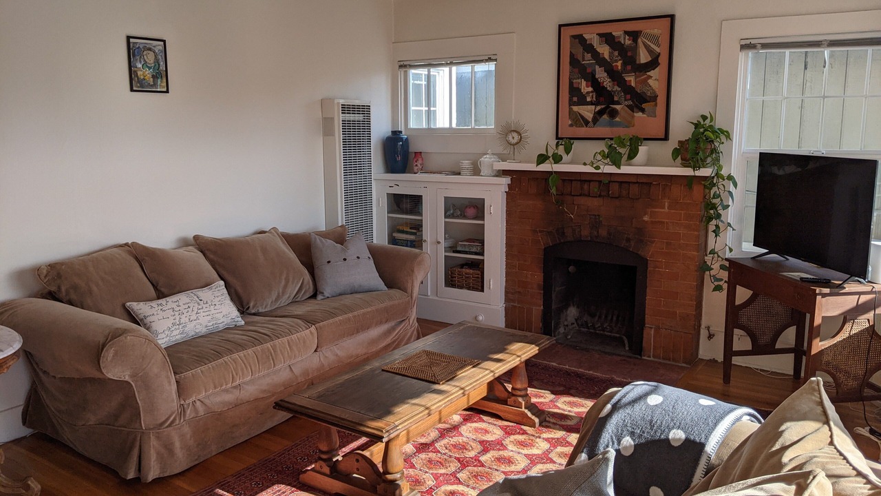 Photo of Livingroom in Seabright
