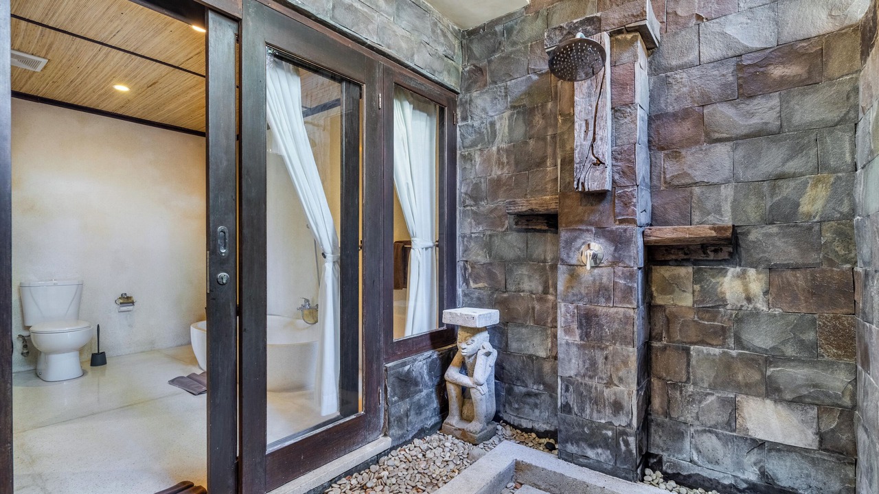 Photo of Bathroom in Candi Dasa