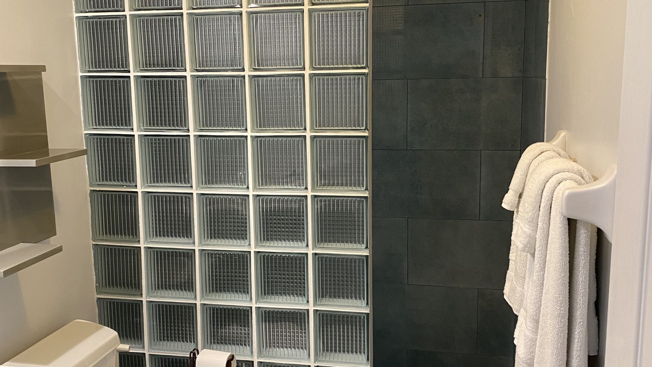 Photo of Bathroom in Wheeland Settlement