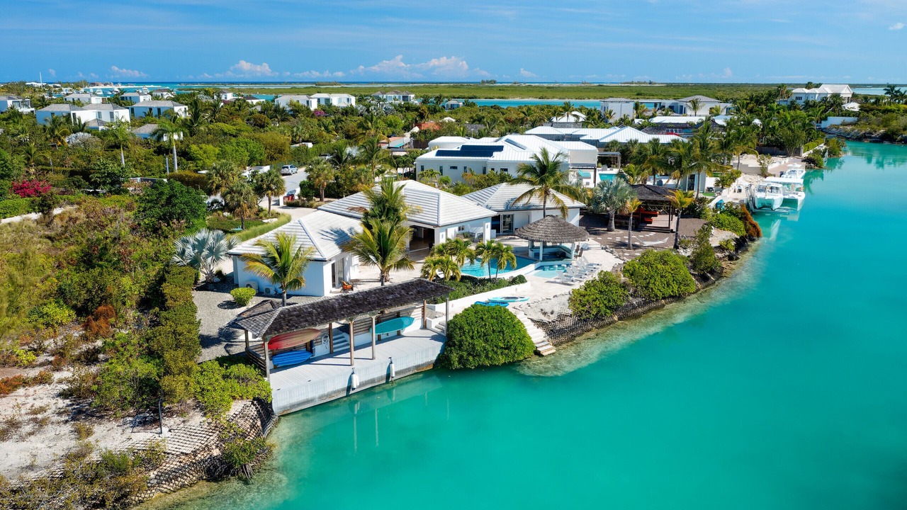 Photo of Outdoor in Leeward Settlement
