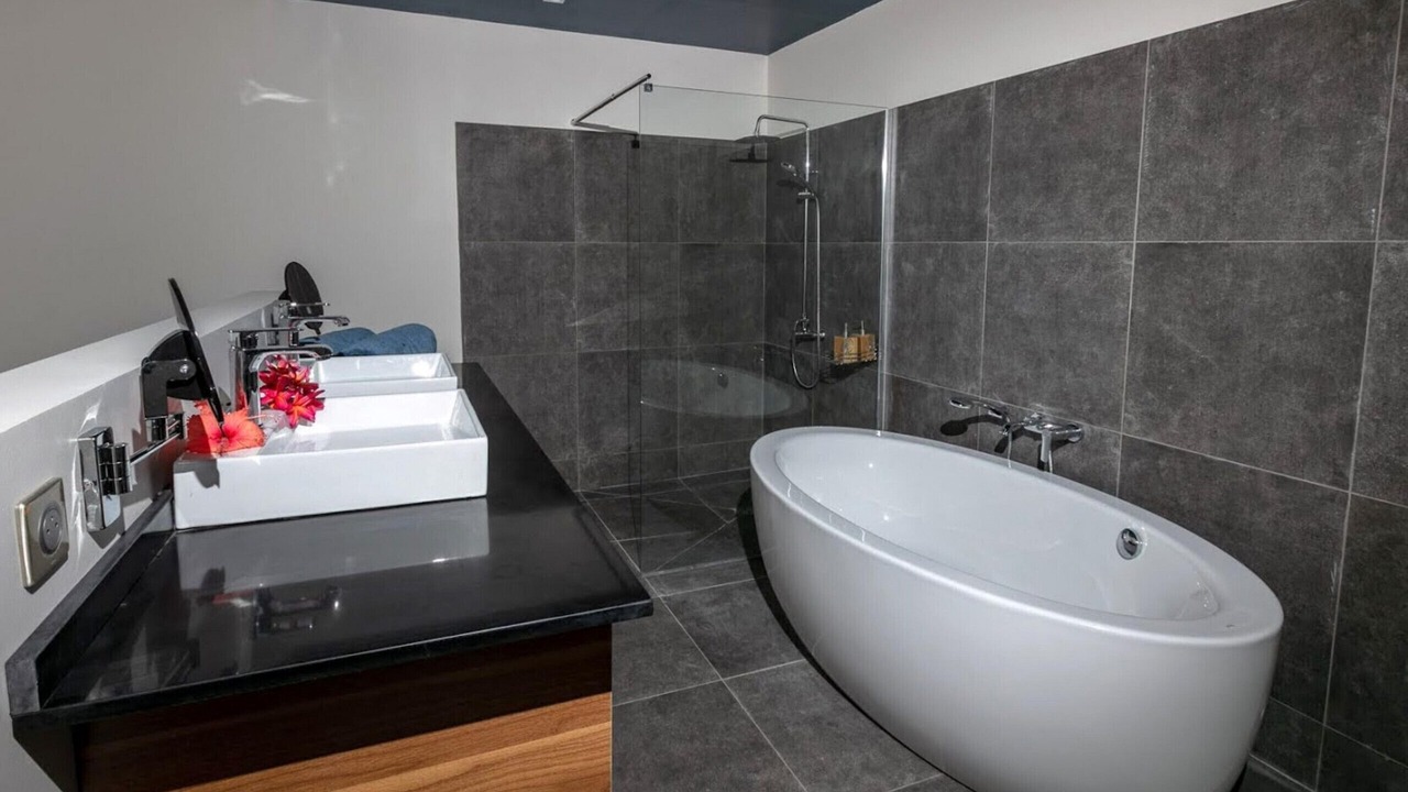 Photo of Bathroom in Vaitape