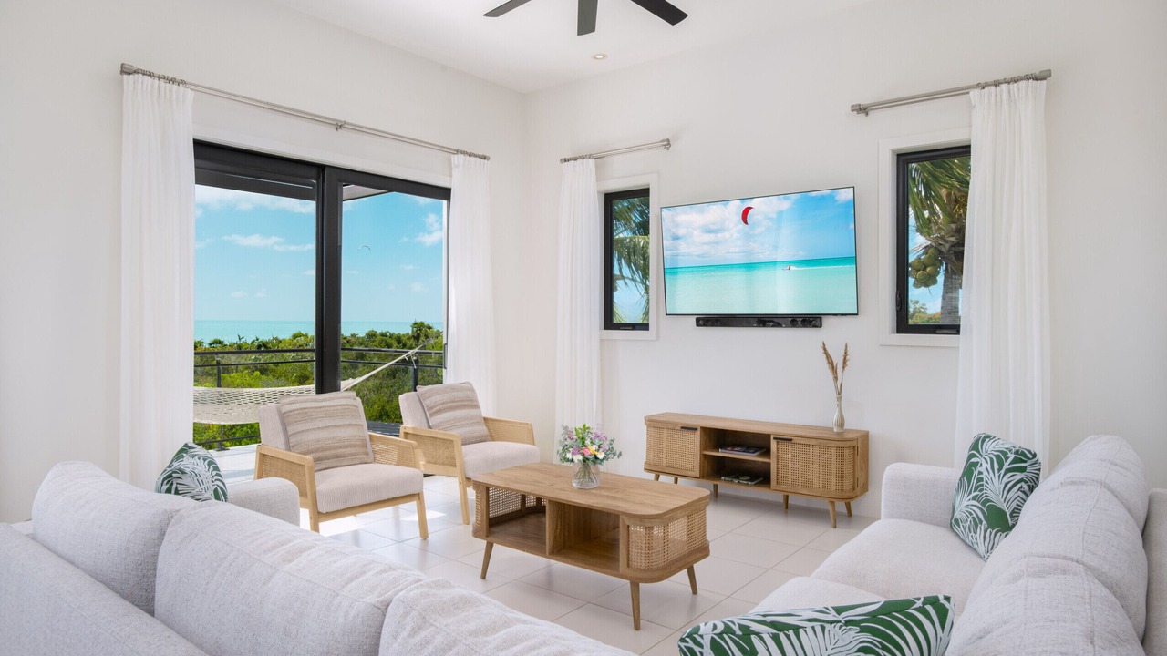 Photo of Livingroom in Leeward Settlement