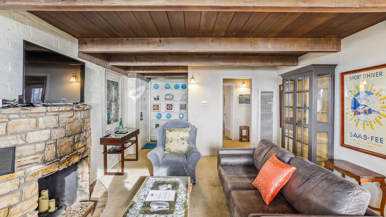 Photo of Livingroom in Aptos