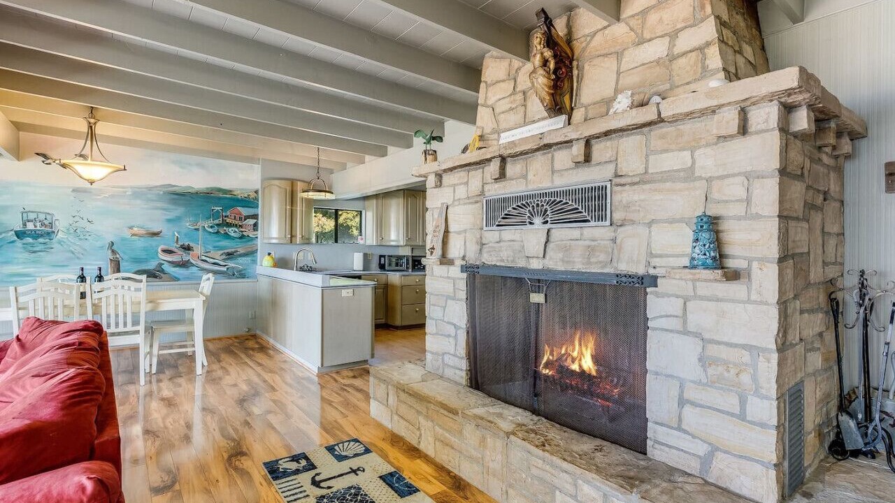 Photo of Livingroom in Rio del Mar