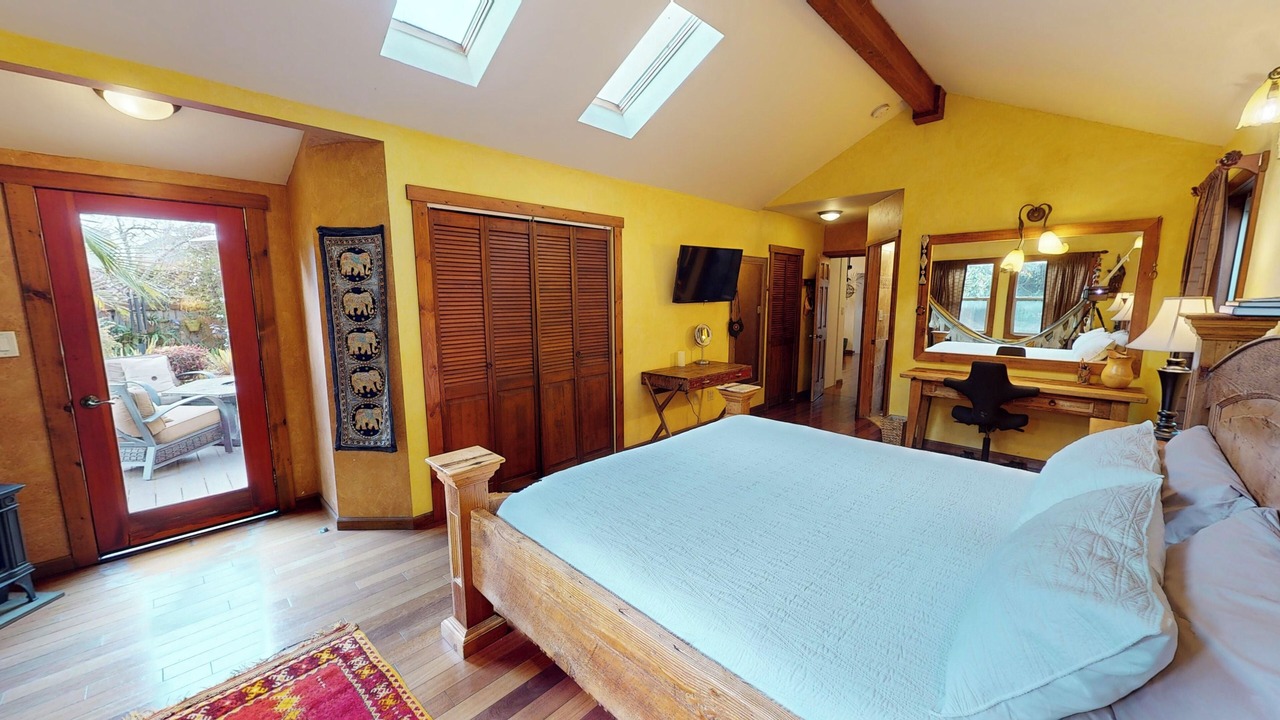 Photo of Bedroom in Seabright