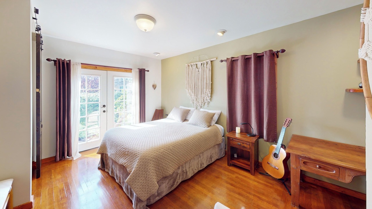 Photo of Bedroom in Seabright