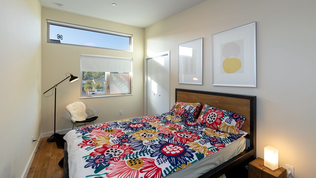 Photo of Bedroom in Circles