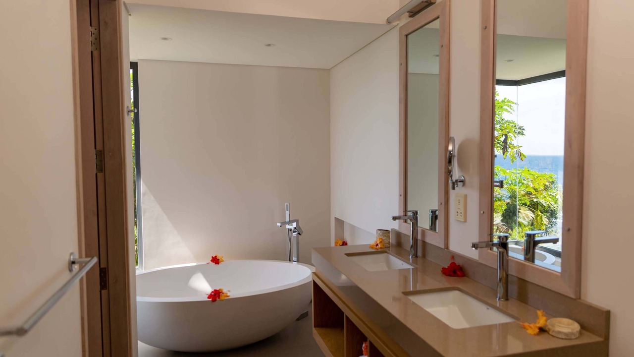 Photo of Bathroom in Anse Royale
