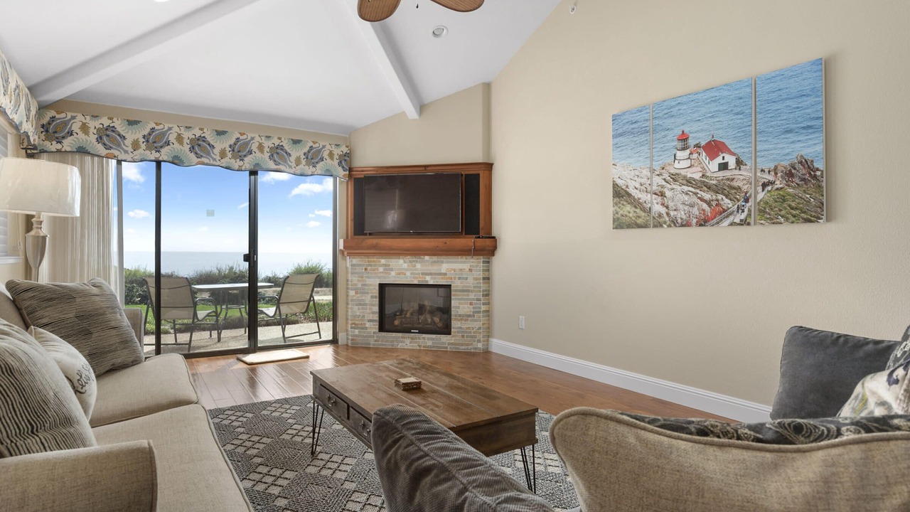 Photo of Livingroom in Rio del Mar