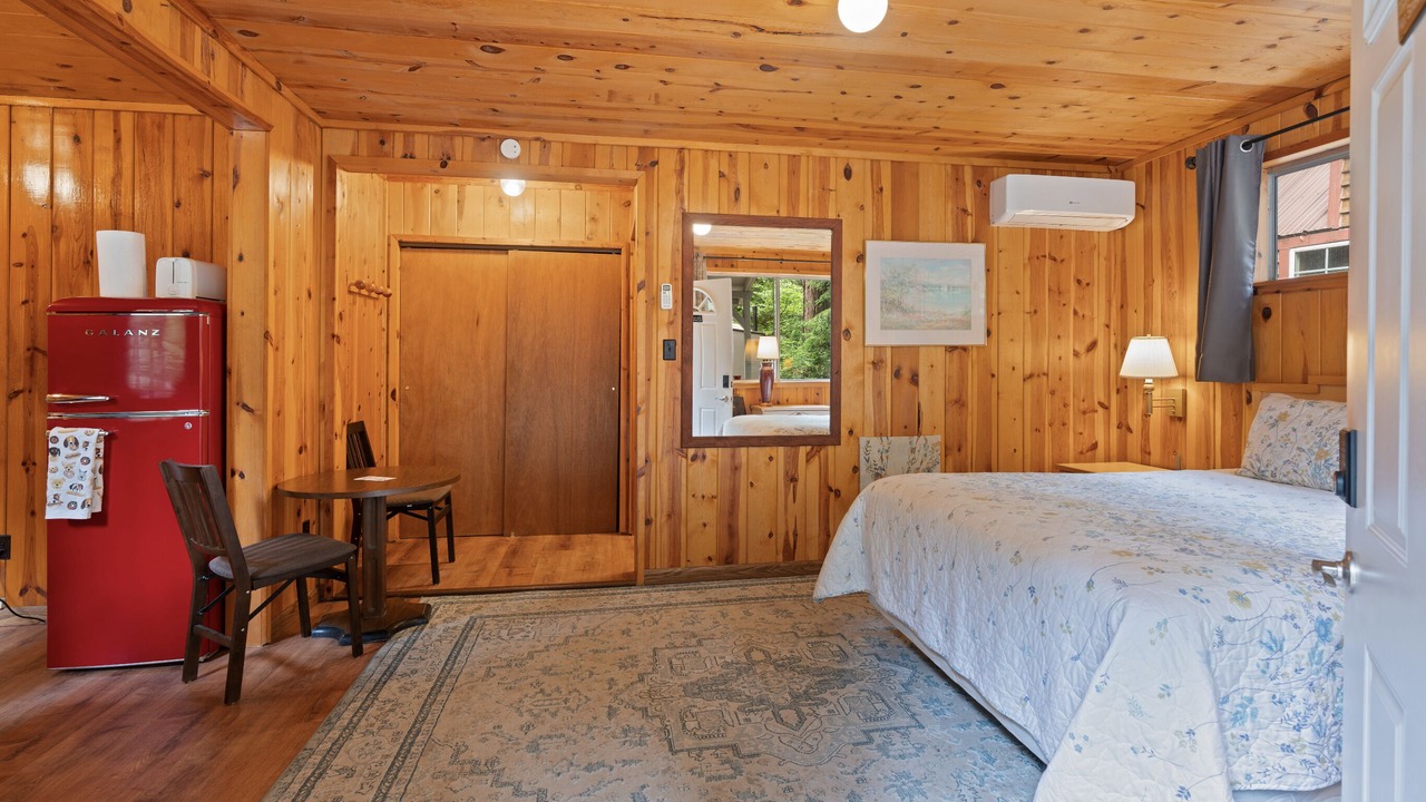 Photo of Bedroom in Boulder Creek