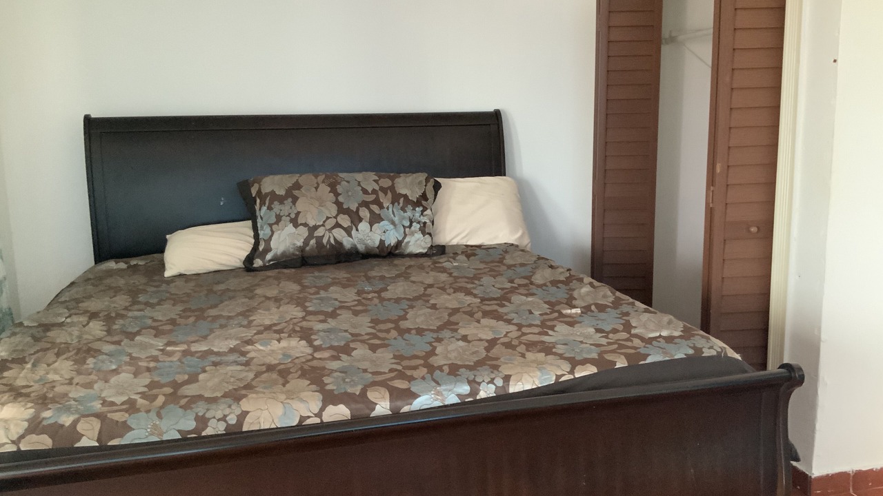 Photo of Bedroom in Cockburn Town