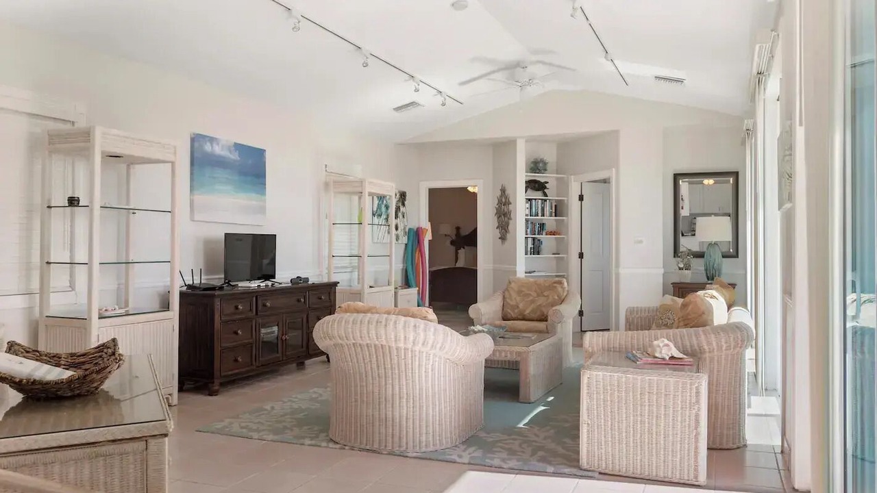 Photo of Livingroom in Wheeland Settlement