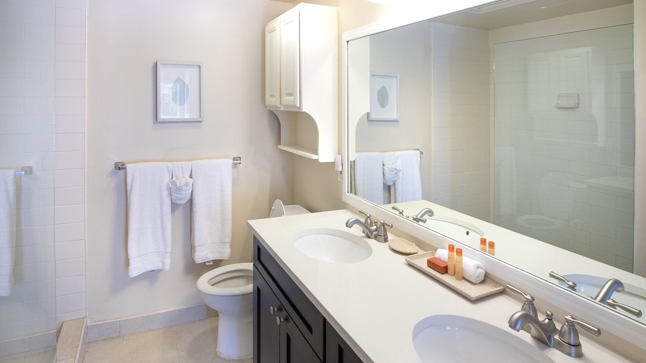 Photo of Bathroom in Wheeland Settlement