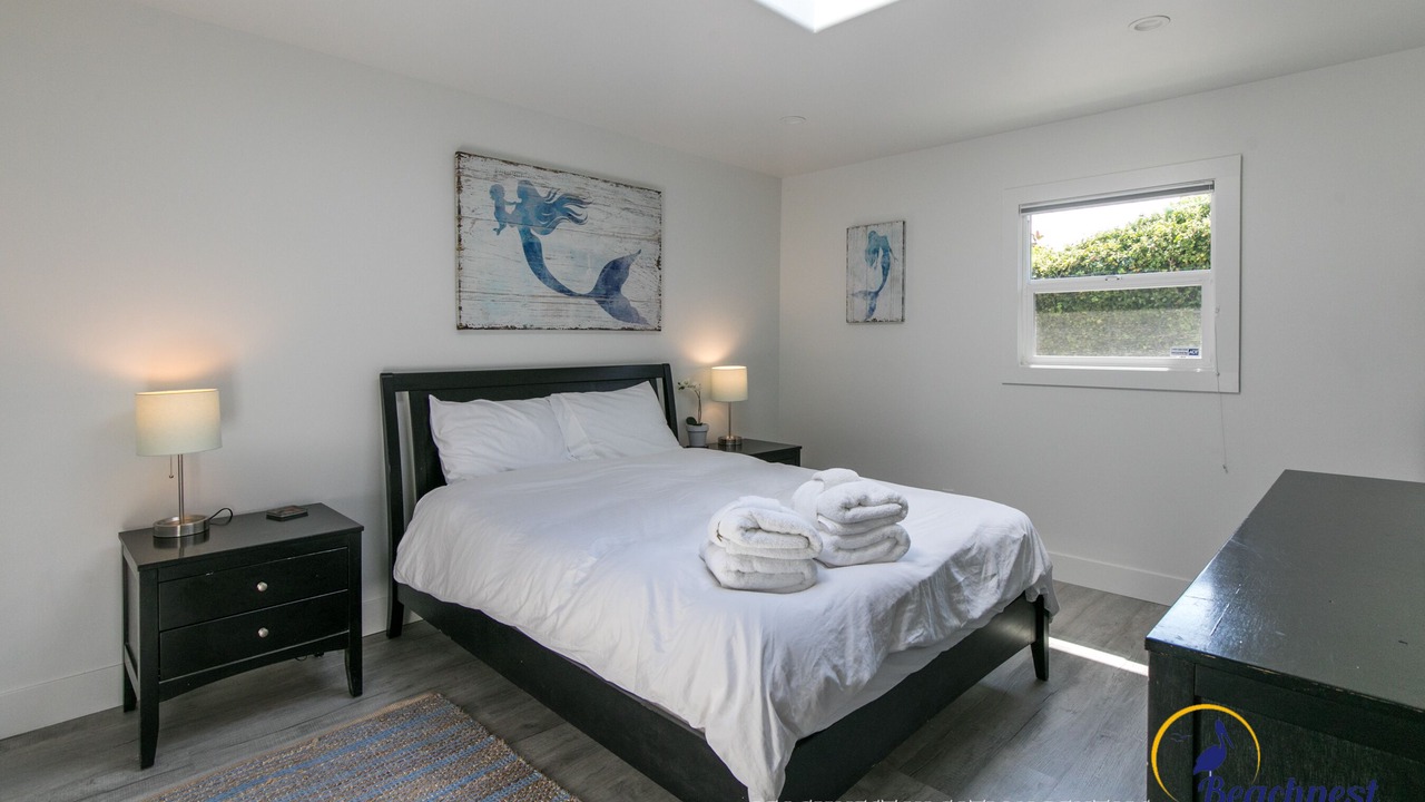Photo of Bedroom in Opal Cliffs