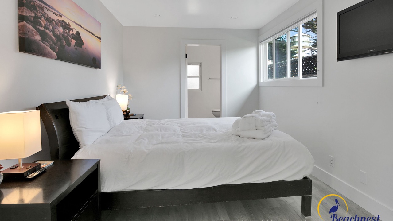 Photo of Bedroom in Opal Cliffs