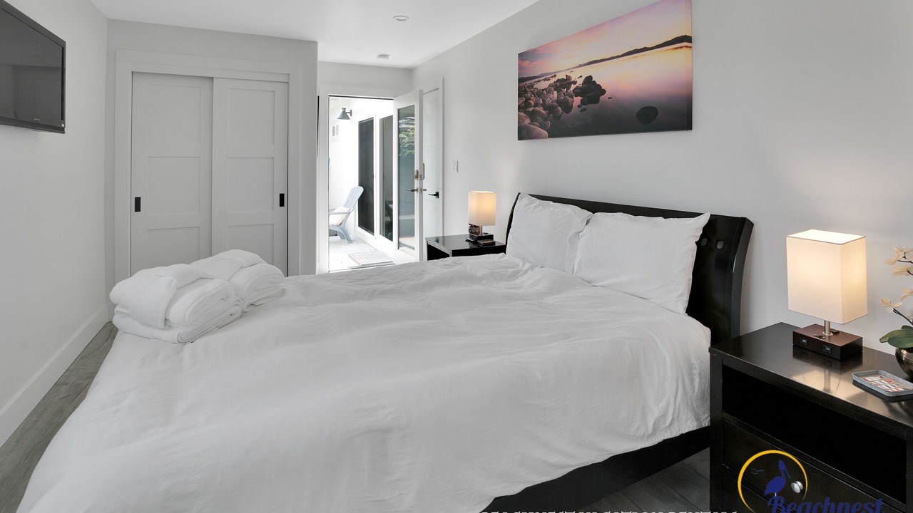 Photo of Bedroom in Opal Cliffs