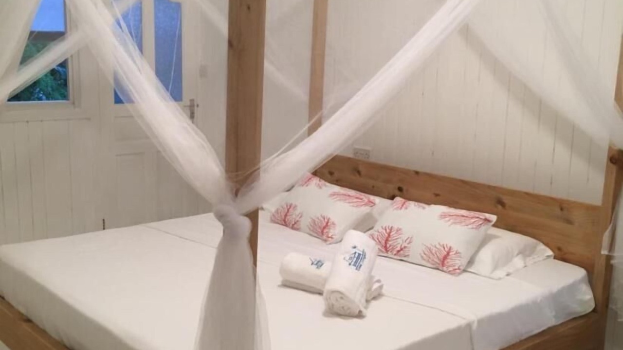 Photo of Bedroom in La Passe