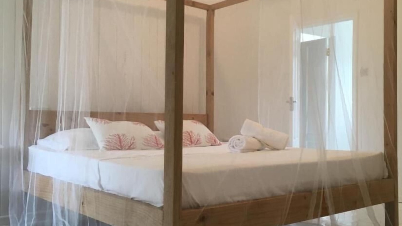 Photo of Bedroom in La Passe