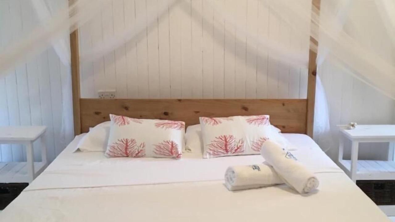 Photo of Bedroom in La Passe