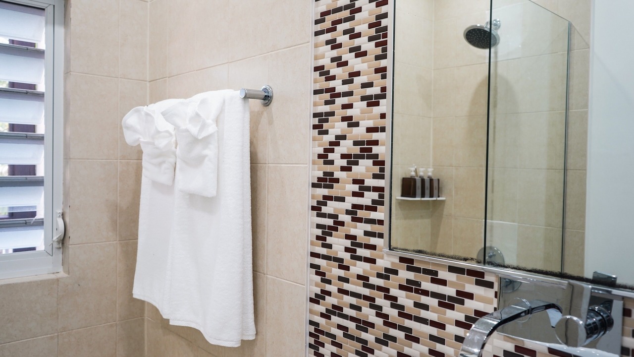 Photo of Bathroom in Venetian Road Settlement